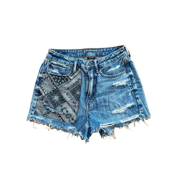 American Eagle Rise 90s Boyfriend Denim Cutoff Shorts Distressed 6 A000602 - Picture 10 of 10